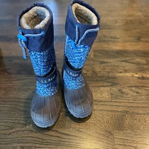 Boys snow boots